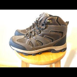 Eddie Bauer Men’s Hiking Boots